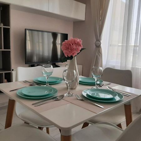 Wave Apartment Burgas Stad Buitenkant foto