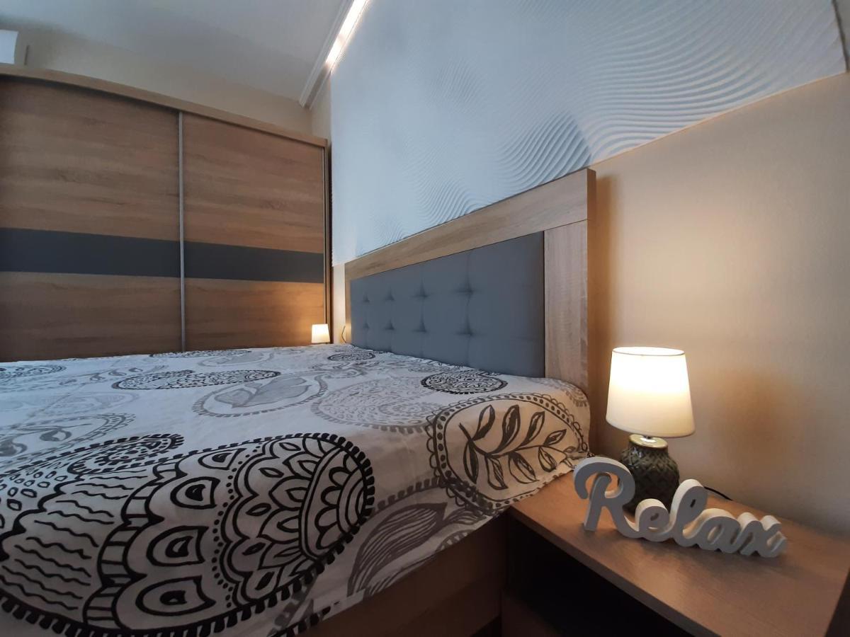 Wave Apartment Burgas Stad Buitenkant foto